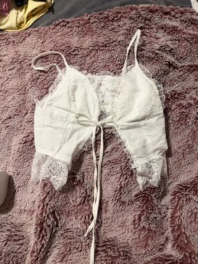 White Lace-Trim Tie-Front Crop Cami